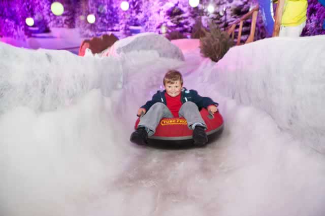 Snow World 06